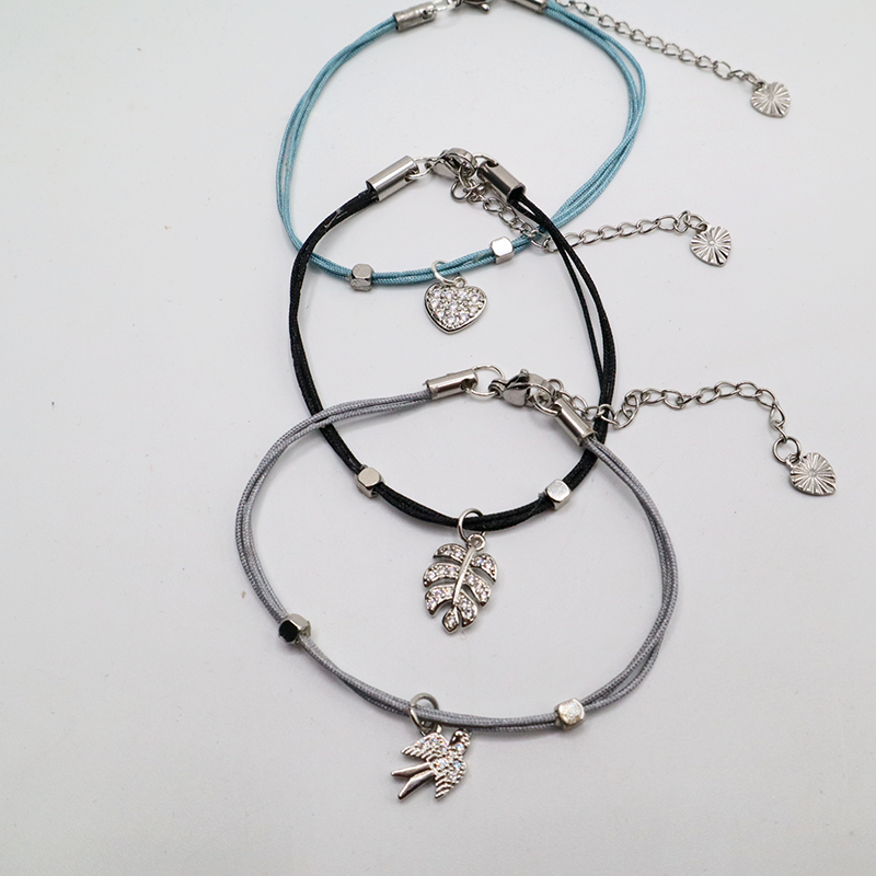 Kordelarmband mit Zirkonia-Anhänger