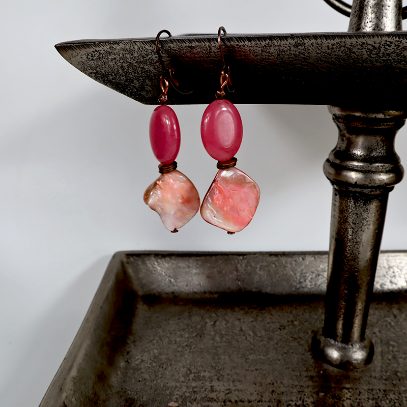 Morganit / Perlmutt Ohrringe