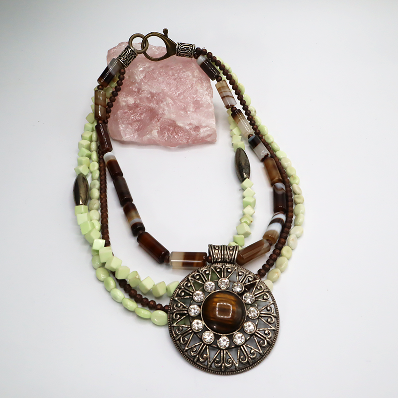 Madagaskar Achat-Jadekette