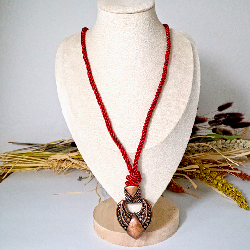 Kordelkette / Weinrot