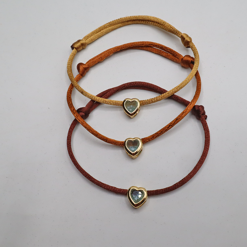 Herz Kordelarmband