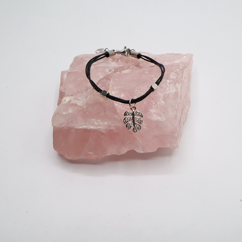 Kordelarmband mit Zirkonia-Anhänger
