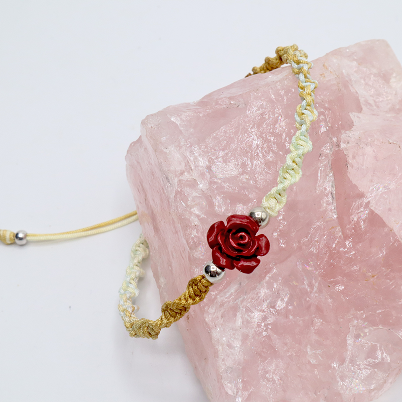 Rosen-Kordelarmband
