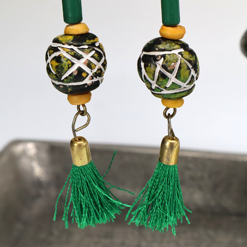 Grüne Ohrringe & Armband