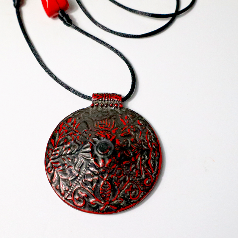 Kordelkette / schwarz-rot