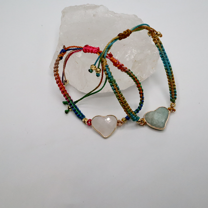 Kordelarmband mit Herz