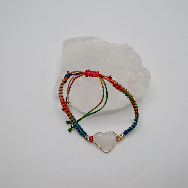 Kordelarmband mit Herz