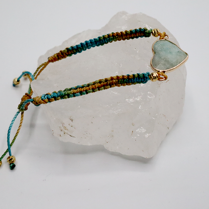 Kordelarmband mit Herz