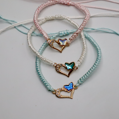 Sommerliches Kordelarmband mit Herz
