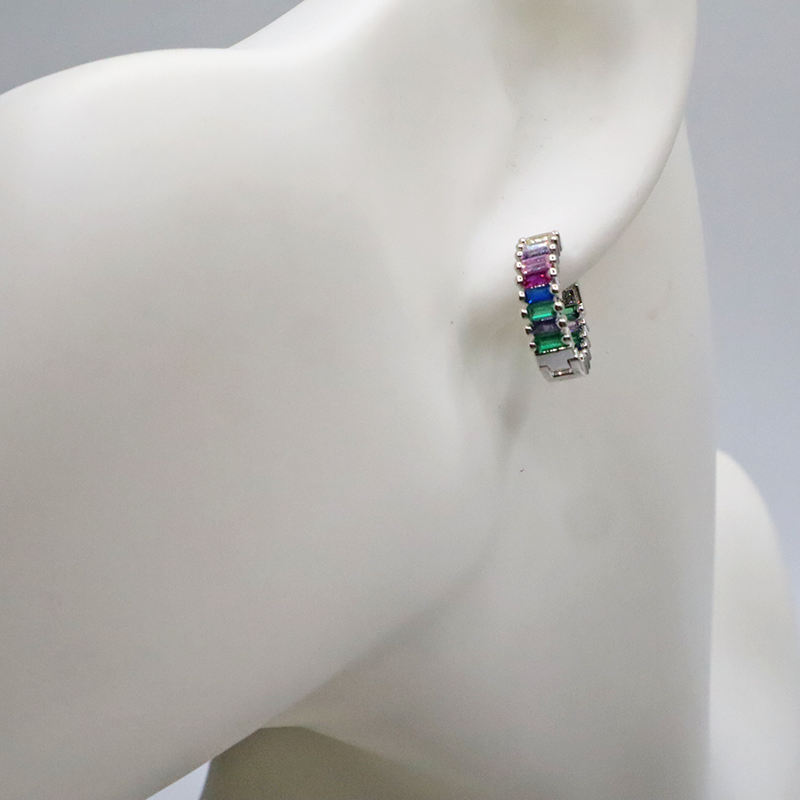 Micro Pavé Zirkonia Huggies