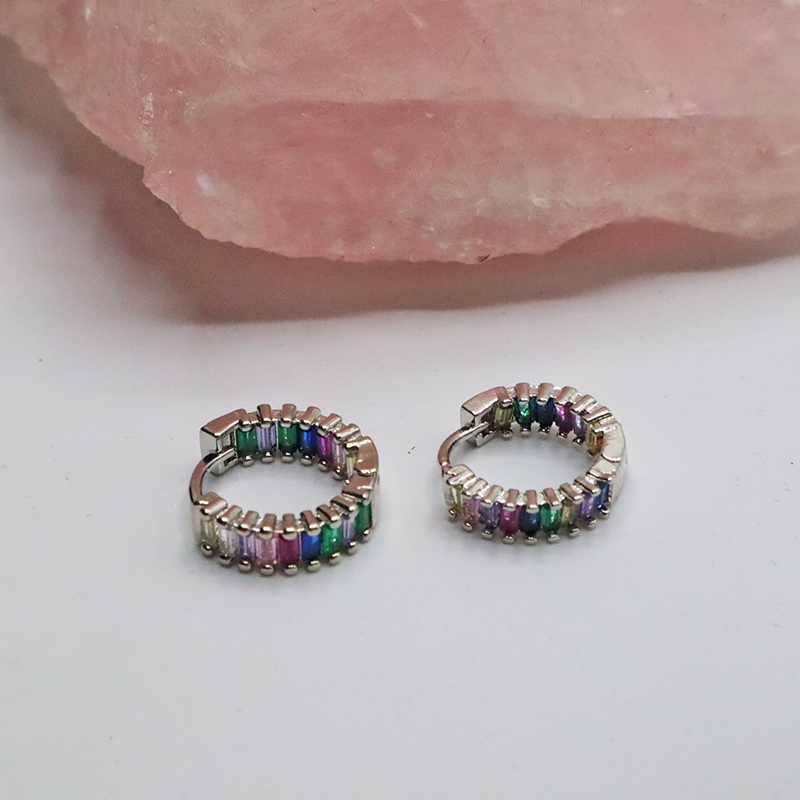 Micro Pavé Zirkonia Huggies