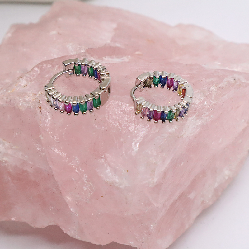 Micro Pavé Zirkonia Huggies