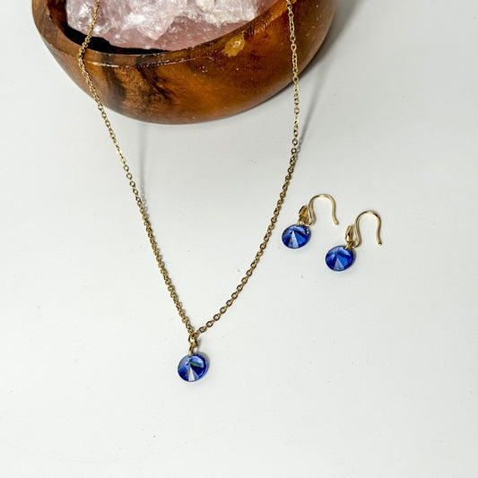 Blaue Ohrringe & Halskette