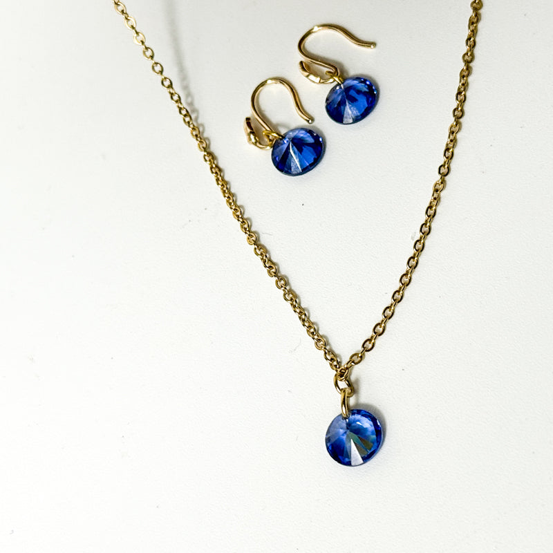 Blaue Ohrringe & Halskette